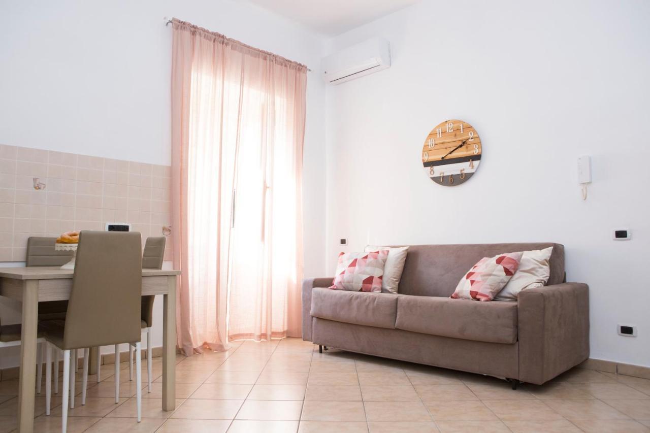Airport House Apartment Наполи Екстериор снимка