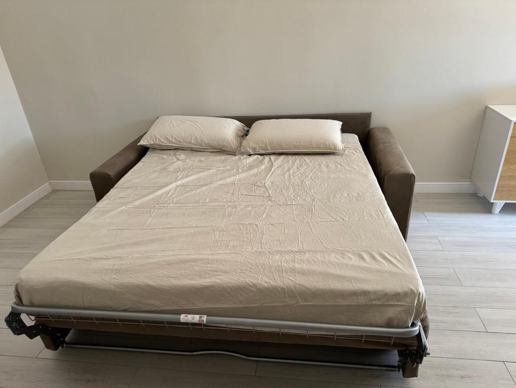 Airport House Apartment Наполи Екстериор снимка