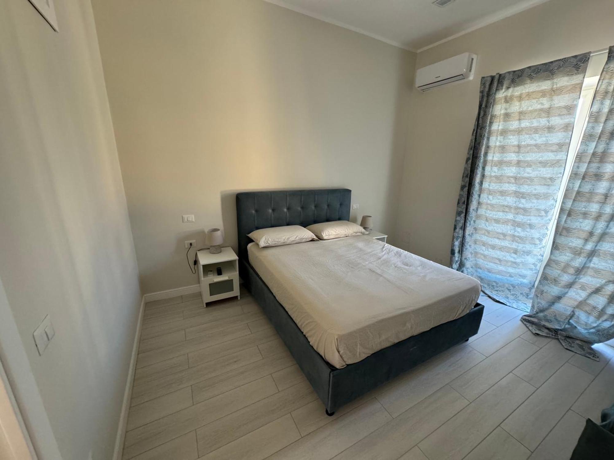 Airport House Apartment Наполи Екстериор снимка